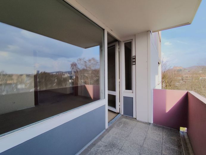 Rohdiamant mit Weitblick: Erschaffen Sie Ihr Traumzuhause in Kulmbach! – Balkon