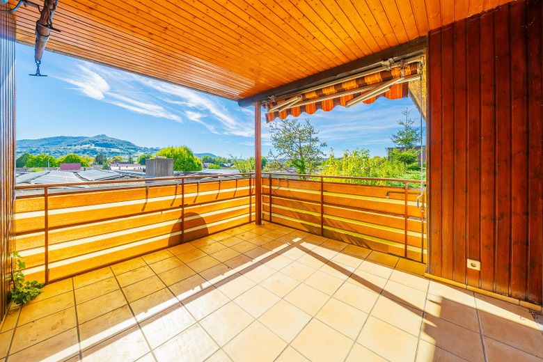 منزل عائلي منفصل – Balkon