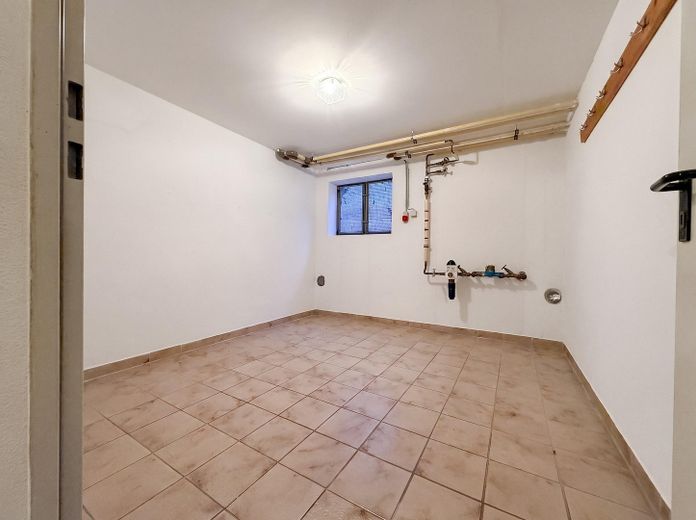 Casa adosada de 6 habitaciones con jardín, balcón orientado al sur y garaje en Germaringen – Zweiter Kellerraum