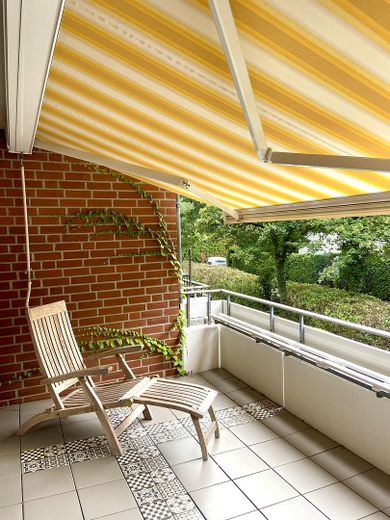 إطلالة على المساحات الخضراء عند غابة المدينة – Großer Südbalkon - 8,5qm