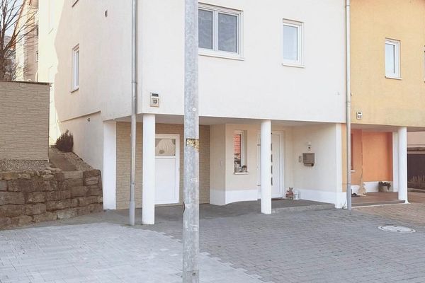 Casa bifamiliare in vendita a Künzelsau-Taläcker
