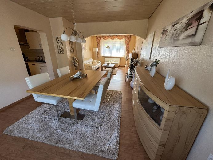 Esszimmer-Wohnzimmer