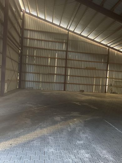 À partir de 80 m² jusqu’à 780 m² de surfaces de stockage et de hall avec un bureau, production à Wandlitz – Photo 5