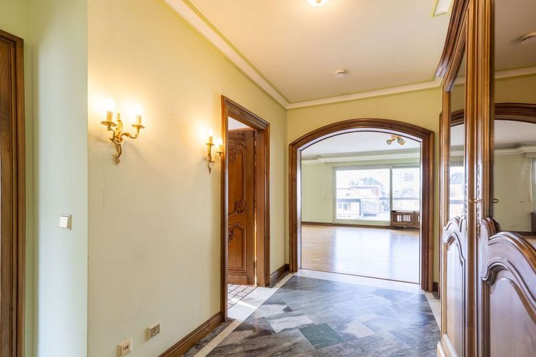 So könnte Ihr Leben in Sachsenhausen aussehen - 127m², zwei Terrassen, Frankfurter Skyline – Diele