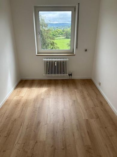 Renovierte 2.5 Zimmer Wohnung mit Balkon im Zentrum von Weiden – Küche