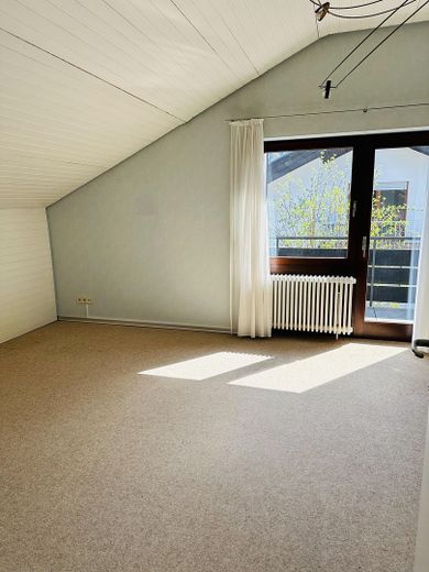 Großzügiges 1-2 Familienhaus in Traumlage – Schlafen OG