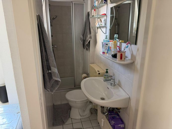 Wunderschöne 3-Zimmer Altbauwohnung in Bestlage – Foto 9