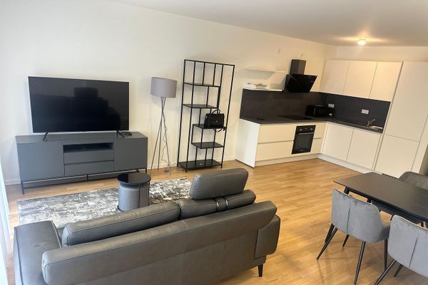 Moderne vollmöblierte 2-Zimmer-Wohnung mit Balkon in der Schwetzingerstadt