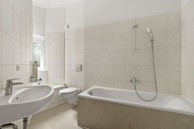 Aufgepasst! Sanierte 3-Raumwohnung in der Freiimfelder Straße! – Muster Badezimmer