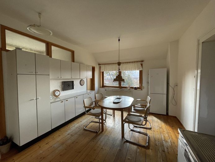 Idyllische Villa/Mehrfamilienhaus in grünem Erholungsort (Harz) - mit Ausbau-/Investmentpotential – Küche 2. OG Süden