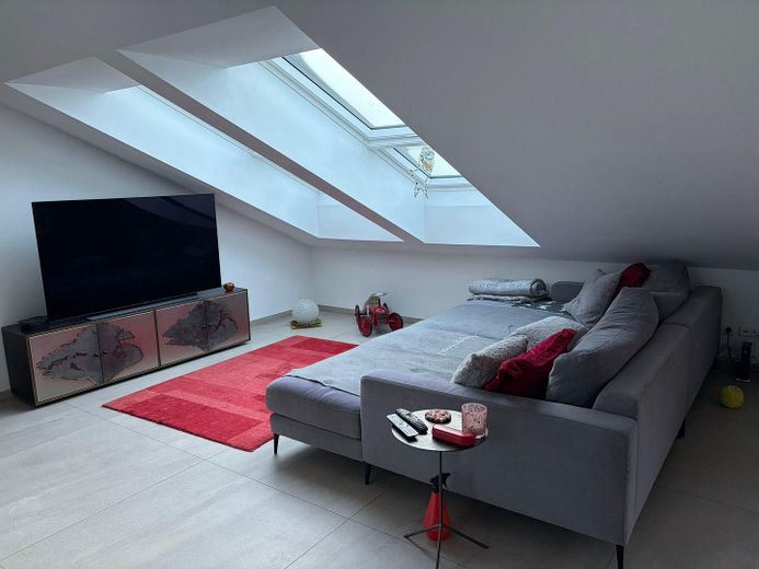 Appartamento mansardato in posizione premium con vista panoramica – Foto 21