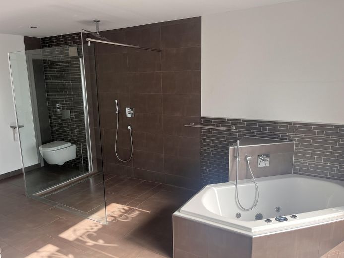 Einzigartiges Penthouse im Maisonette-Stil mit 98 Qm Dachterrasse – Foto 13