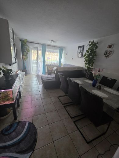 Großzügige 4-Zimmer-Eigentumswohnung mit Balkon in Duisburg-Rheinhausen – provisionsfrei von privat – Foto 3