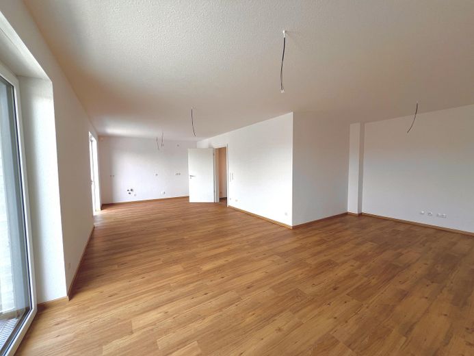 Erstbezug Neubau-Penthousewohnung – Wohnen/ Kochen/ Essen