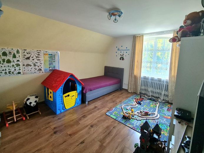 Familienparadies - großzügiges EFH mit Garten – Kinderzimmer 1