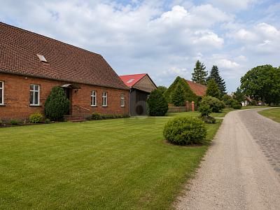 OGROMNY OBSZAR Z WIELOMA MOŻLIWOŚCIAMI – 1782135026_a2f1da.jpg