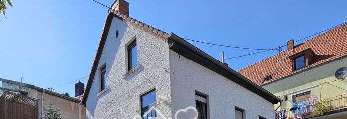 *provisionsfrei* Sanierungsbedürftiges Einfamilienhaus mit Grundstück in Schiffweiler, ruhige Lage