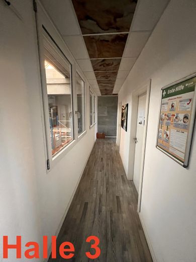 Halle 3 Flur OG