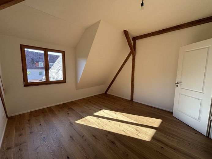 Vida única: loft con balcón soleado y jardín privado – Schlafzimmer 2
