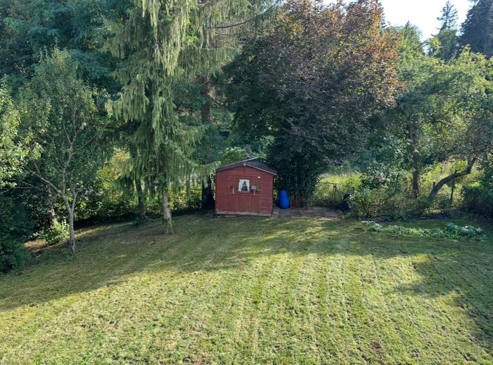 Exclusive house with a separate apartment in a quiet location on the edge of the forest in Tuttlingen – Garten
