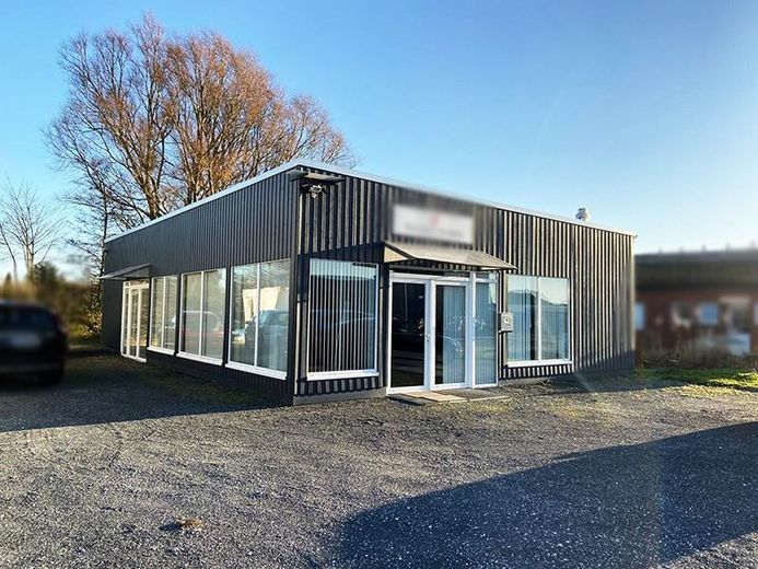 Gewerbeobjekt Wohnobjekt Grundstück Halle Haus Provisionsfrei – Halle 2: 150qm Holzbau 2015