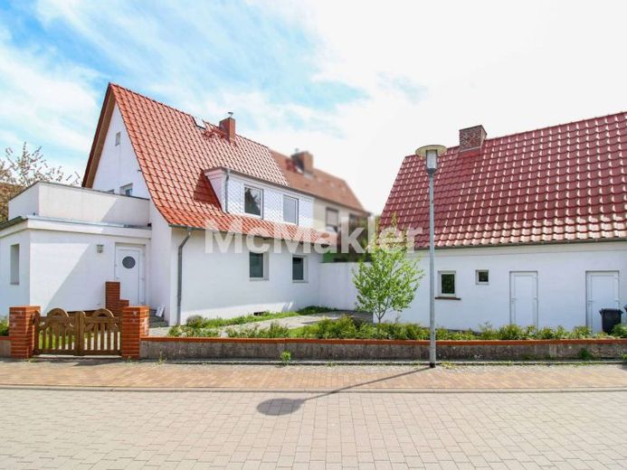 Ristrutturata di fresco e pronta per essere abitata - Casa bifamiliare con fabbricati accessori a Ueckermünde – Foto 1