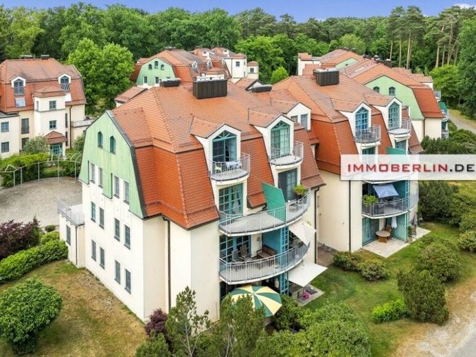 IMMOBERLIN.DE - Exquisito piso con vistas al lago en el Precise Golf Resort junto al Scharmützelsee – Foto 1