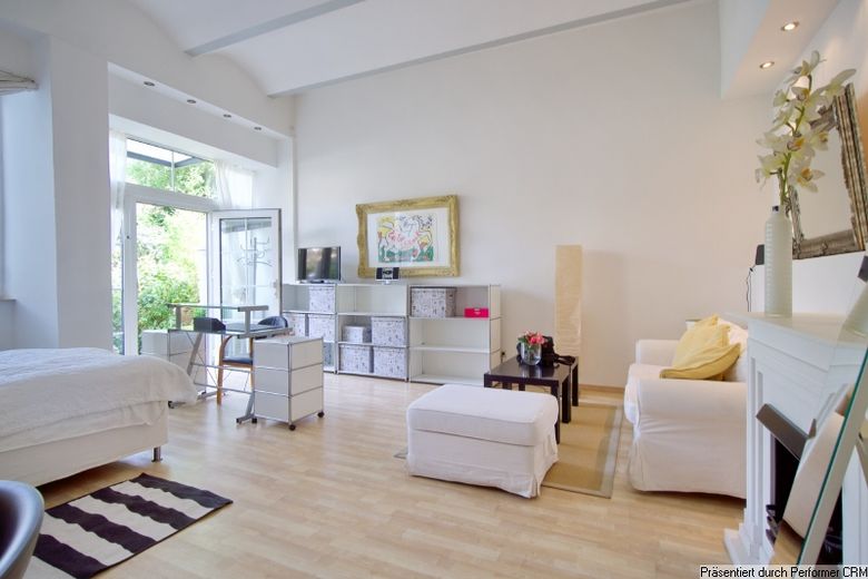 Loft-Apartment mit schöner Terrasse in bevorzugter Lage von Düsseldorf Düsseltal, Internetzugang, PKW-Stellplatz möglich! – afeb2f44f2a3da318a3dbca078131c213b867cd2.jpg