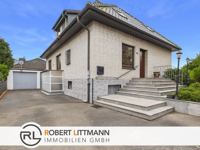 Viel Platz für Ihre Ideen! 1–2 Familienhaus mit Garten, Garage und Potenzial in Bremerhaven-Lehe – Zdjęcie 1