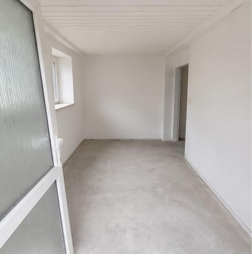 3ZKB en planta baja, recién renovado, cerca del centro de la ciudad – Foto 4