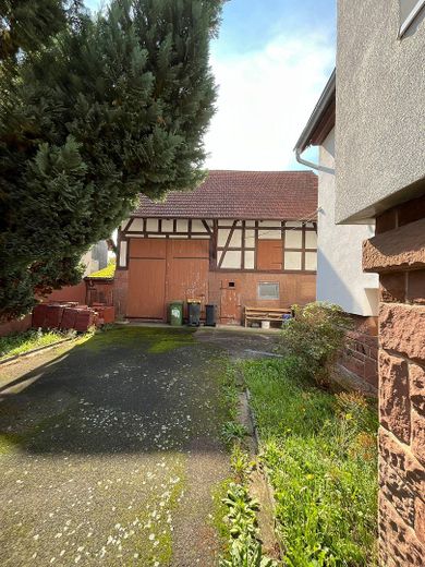 Innenhof mit Scheune