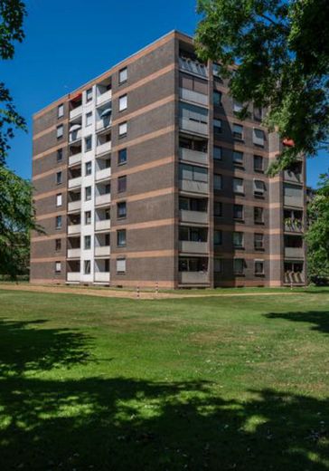 Außenansicht mit Garten