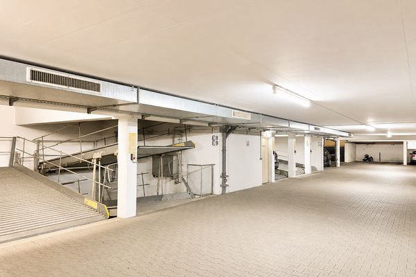 Disponible de inmediato. Plazas de aparcamiento subterráneo en el complejo residencial Reick. Schroeterstraße / Herschelstraße