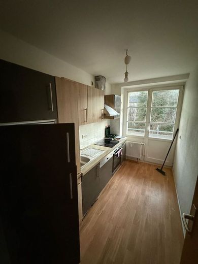 WG-taugliche 3-Zimmer mit Einbauküche, Laminat, Balkon und Wanne in ruhiger Lage! – PHOTO-2026-03-04-09-01-11