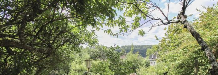 Unobstructable fully serviced plot with building permit in Stuttgart-Frauenkopf