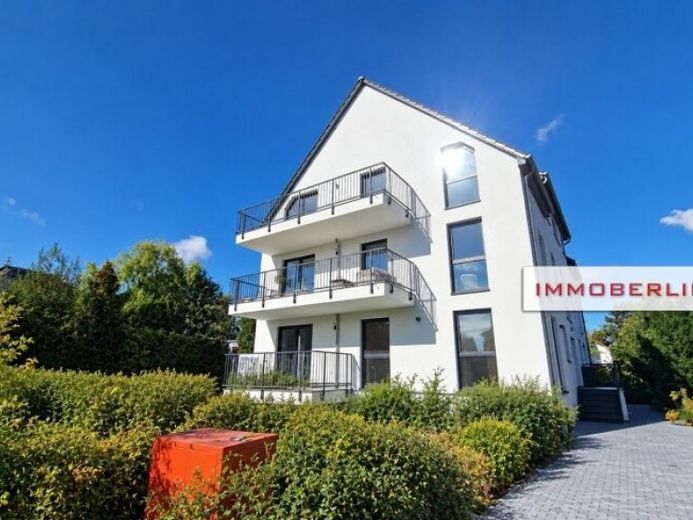 IMMOBERLIN.DE - Prima occupazione in zona tranquilla! Luminoso appartamento con balcone tra urbanità e natura – Foto 1