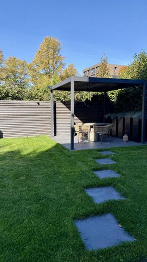 Überdachter Essbereich / Grill