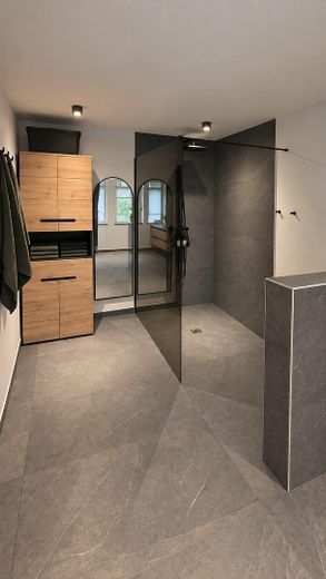 Forsthaus / Chalet in Alleinlage * Kernsaniert * – Foto 10