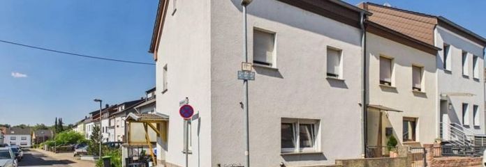 Reihenendhaus mit ca. 108 m² Wohnfläche – zuletzt 2010 modernisiert – in Toplage von Saarlouis!