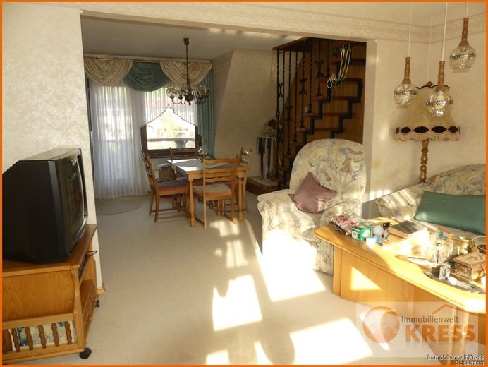 2 Familienwohnhaus mit 3 Wohneinheiten, 3 Garagenstellplätzen, Balkon &amp; Terrasse/Wintergarten – Bild 20