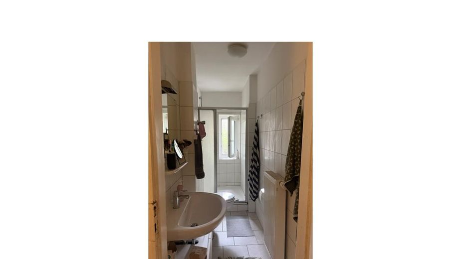 Attraktive 3-Zimmer-Altbauwohnung im Kreuzviertel zu vermieten – Bad