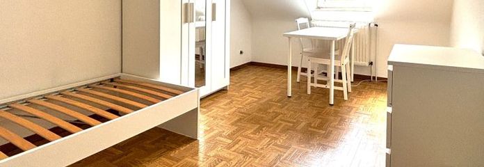 Centraal wonen: kamer in een gemeubileerde 2-kamer-vrouwenwoongroep