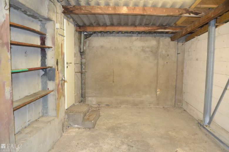 Garage - 2