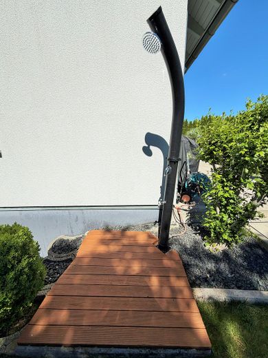 Commission-free detached house on the outskirts with a dream garden! – Garten-Solardusche