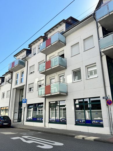 3,5-Zimmer-Wohnung mit Balkon im Zentrum von  Rastatt – Hausansicht