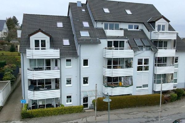 Vermietete 3-Zimmer-Kapitalanlage mit Balkon, Aufzug und TG-Stellplatz in Wermelskirchen