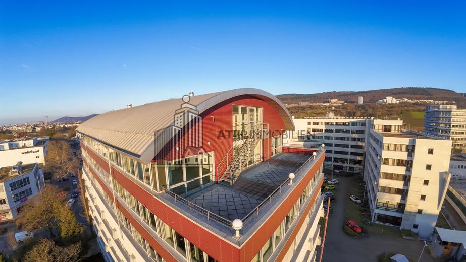 ATIK: Flexible Büroflächen in zentraler Lage mit exzellenter Verkehrsanbindung - provisionsfrei – Drohnenaufnahme