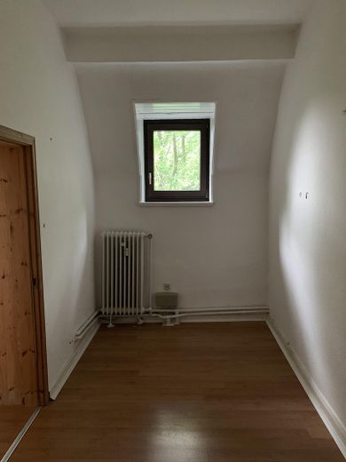 Jugendstil Dachgeschosswohnung mit vier (4,5) Zimmern, 3 Zinnentürmchen, Terasse & Einbauküche in MG – Foto 5