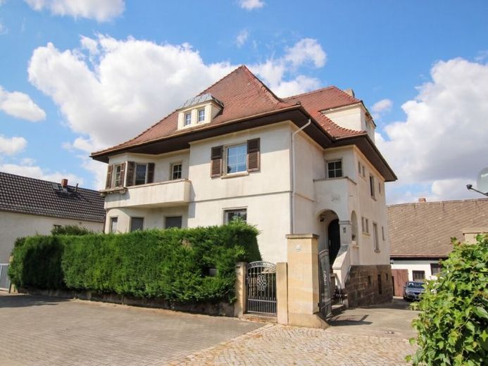 Hist. Denkmal-Villa, 300 m² Wfl., 11 Zi. großes Gartengrundstück + Nebengelass +++PROVISIONSFREI+++ – Zdjęcie 1