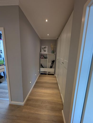 Hinterer Flur mit Garderobe